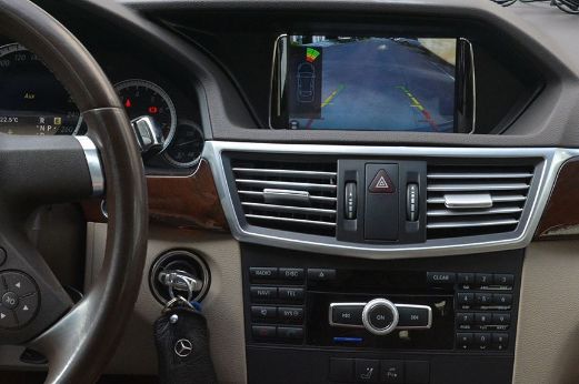 nv-me007-clase E compatible-navisson-mercedes.jpg